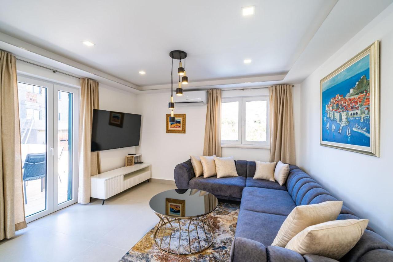 Villa Petmat - With Private Pool And 6 Bedrooms Дубровник Екстериор снимка