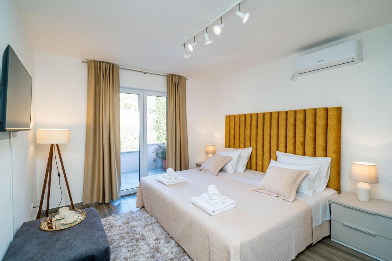 Villa Petmat - With Private Pool And 6 Bedrooms Дубровник Екстериор снимка