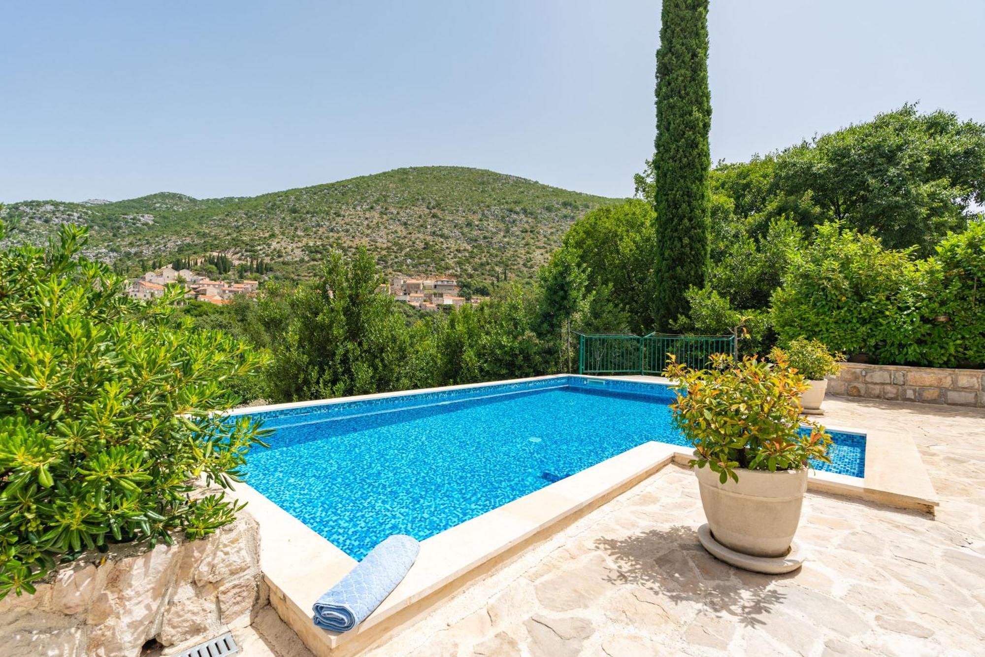 Villa Petmat - With Private Pool And 6 Bedrooms Дубровник Екстериор снимка